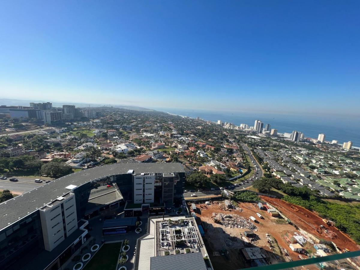 Umhlanga Arch Luxury Aparthotel Durban Exterior photo